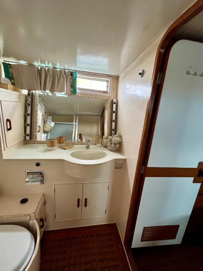Hotel Navi Yacht A Sete, 2 A 8 Couchages, Privatif Exterior foto