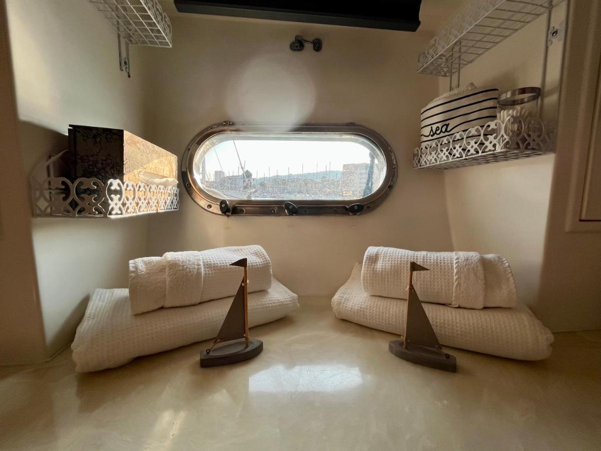 Hotel Navi Yacht A Sete, 2 A 8 Couchages, Privatif Exterior foto