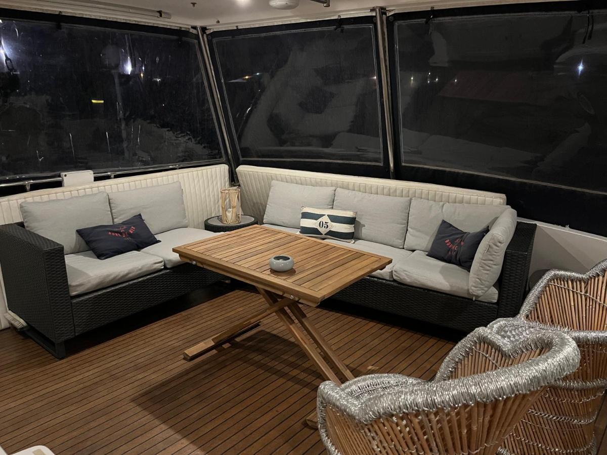 Hotel Navi Yacht A Sete, 2 A 8 Couchages, Privatif Exterior foto