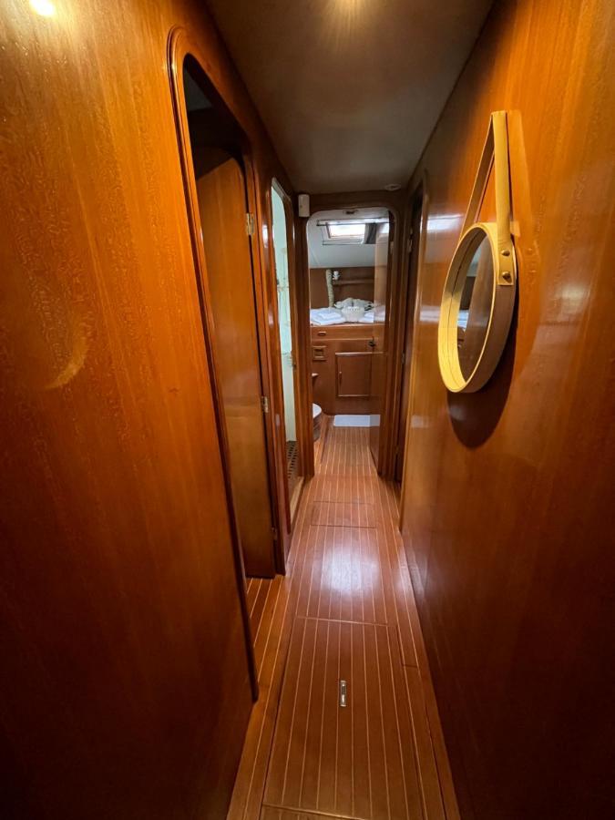 Hotel Navi Yacht A Sete, 2 A 8 Couchages, Privatif Exterior foto